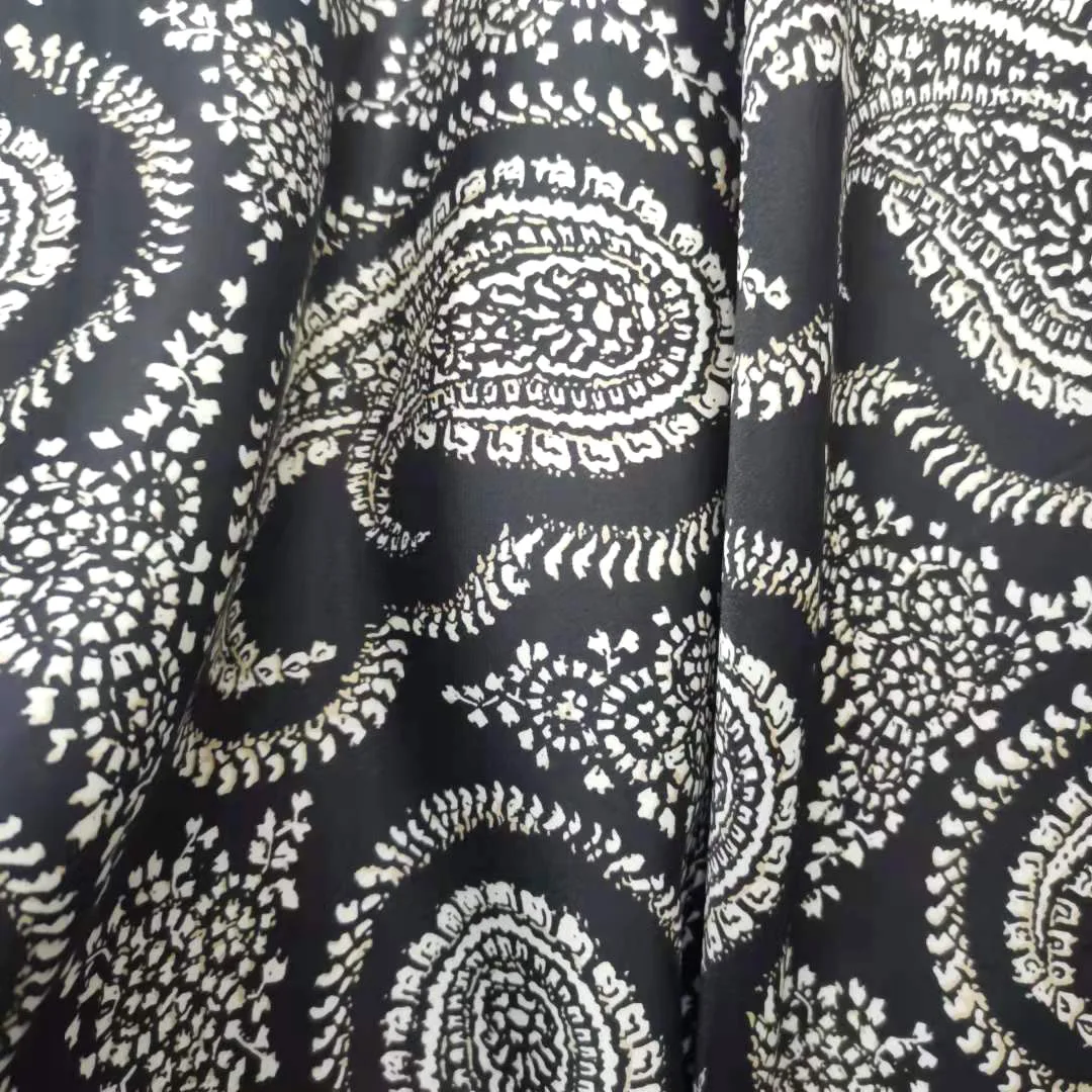 Stretchy Imitation Silk Ancient Fabric Retro Paisley Style | Дом и сад