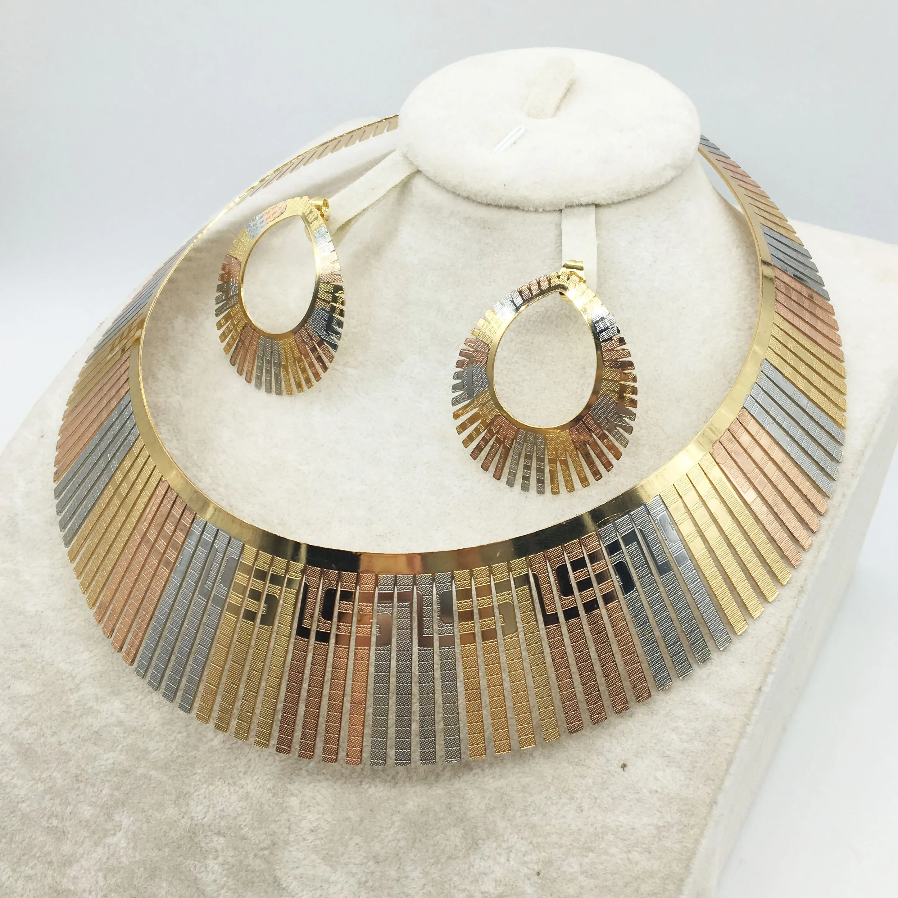 Новинка 2019 оптовая продажа великолепные африканские Ювелирные наборы из бисера