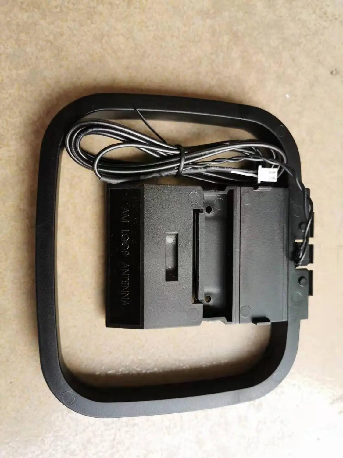 

Replacement SONY AM Loop Antenna 2 Pin For Clock Radios /other Applications Compact Disc Receiver HCD-EC719iP HCD-EC919iP