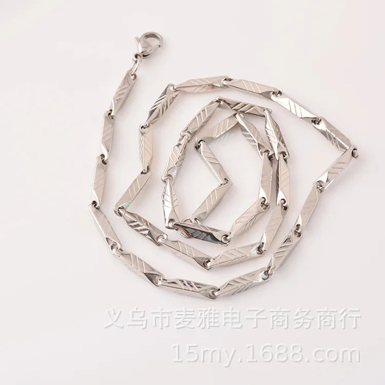 

Europe And America 316L Stainless Steel Necklaces Four Ling Rectangular Three Texture Bamboo Joint Titanium Steel Necklace L14