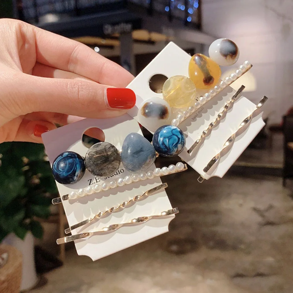 

4 Pcs/Set 2019 Vintage Girls Acylic Hair Clips Charm Women Imitation Pearl Hairpins Sweet Headwear Barrette Hair Accessories