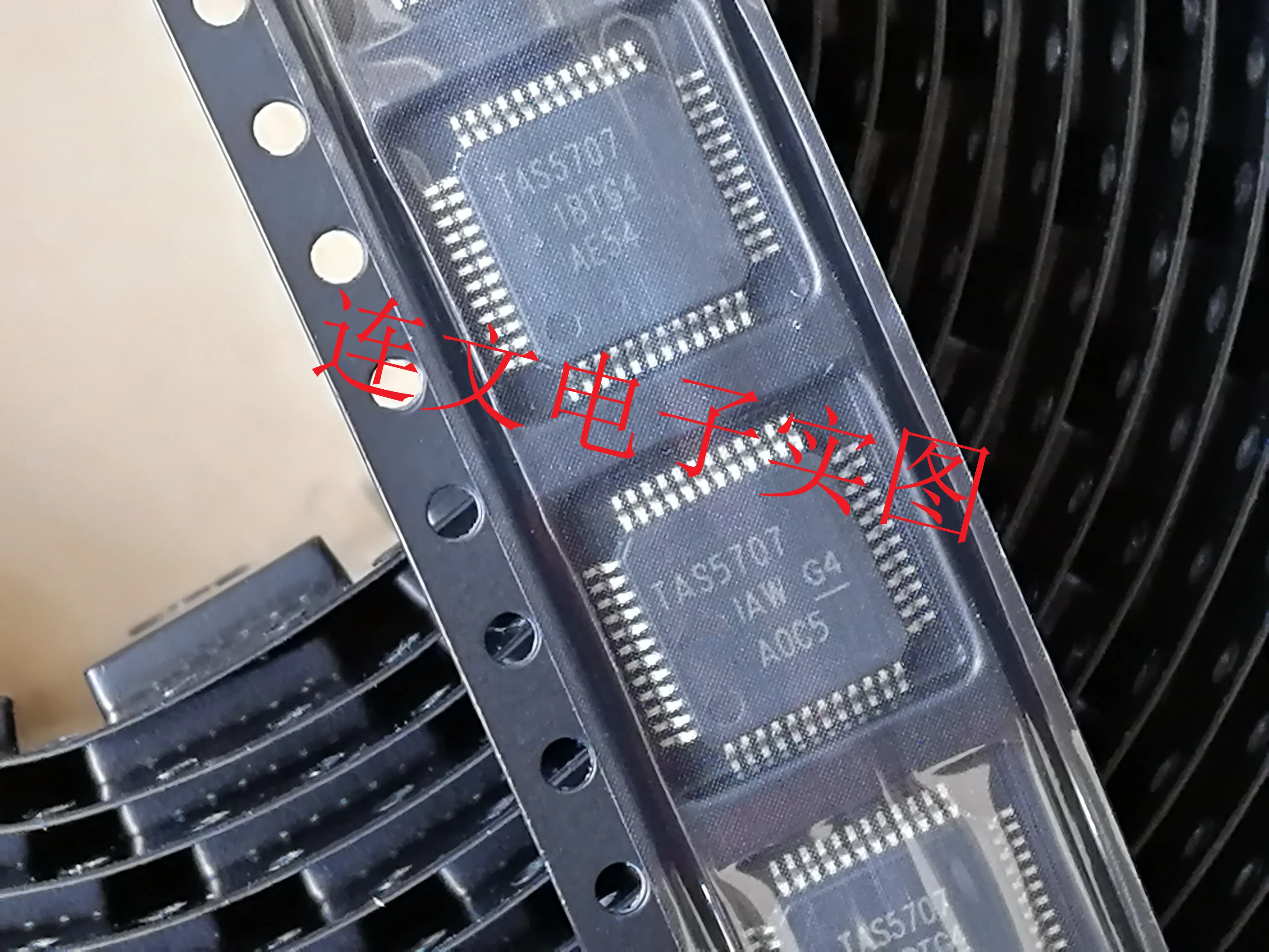 Новинка 100% года оригинальный TAS5707 TAS5707L TQFP48 10 шт.|Запасные части| |