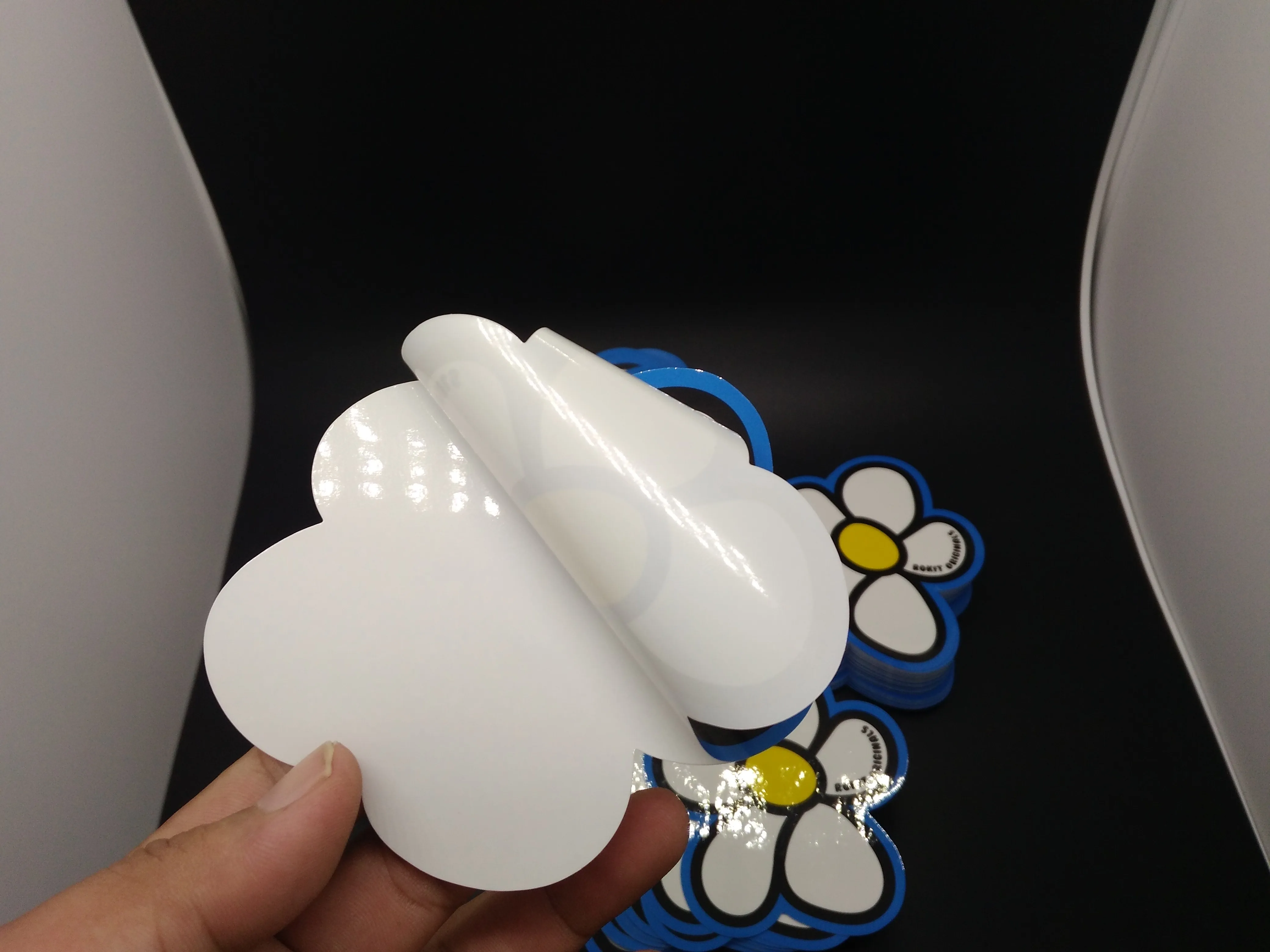 

special shape die cut strong stick adhesive label printing custom