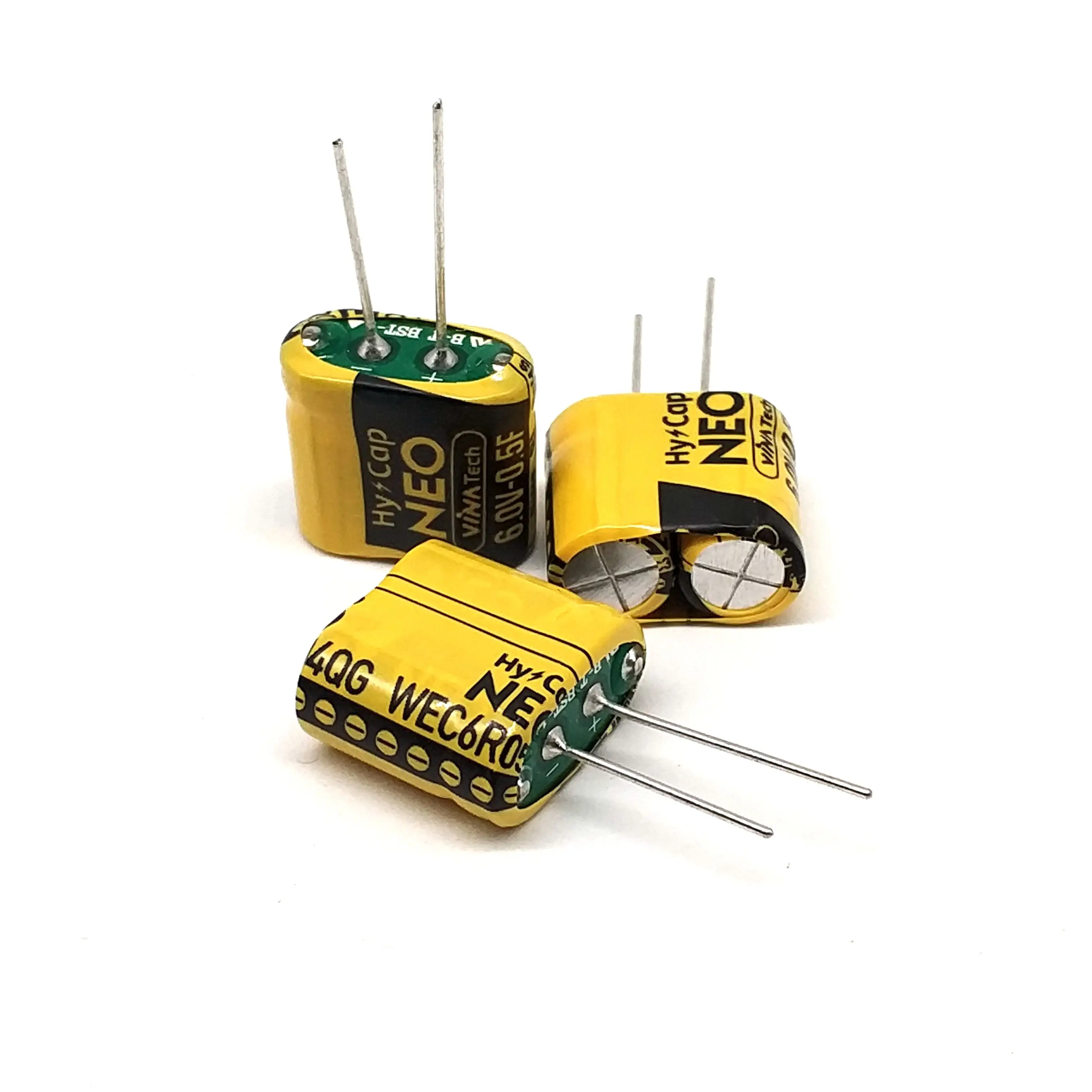 Low Leakage Capacitors