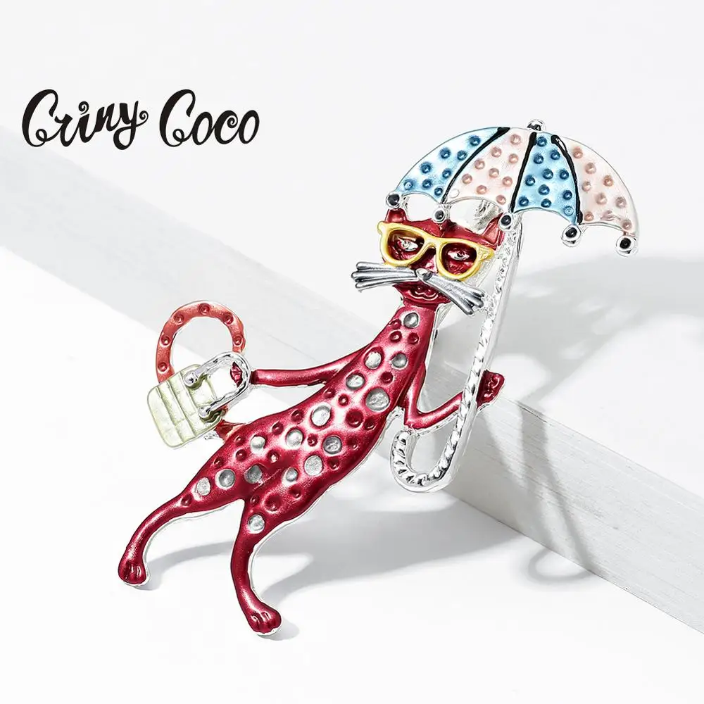 Красная эмалированная брошь в виде кошки Cring Coco с искусственными животными
