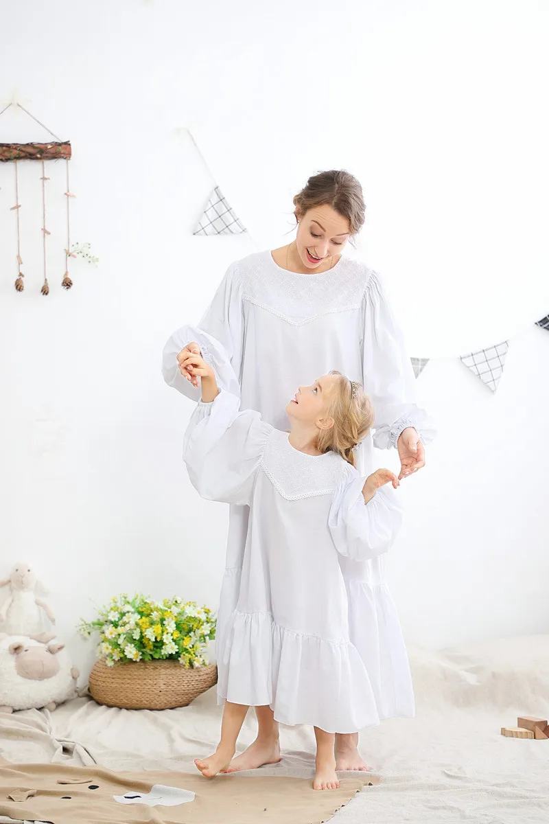 Ночная рубашка с длинными рукавами для мамы и дочки; платье для родителей и детей; Длинное свободное Хлопковое платье в Корейском стиле; пижамы; Семейные комплекты