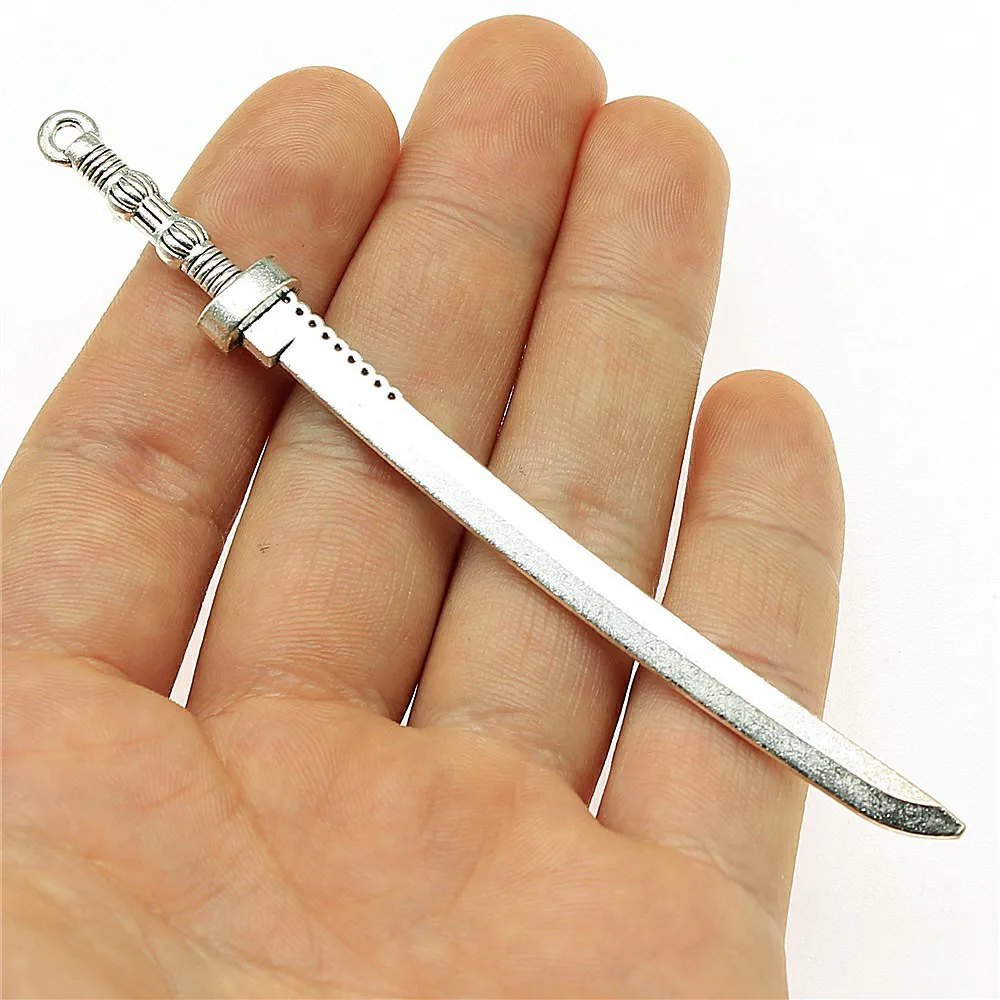 Оптовая продажа ювелирных изделий в античном серебряном цвете 107x10 мм Катана Шарм