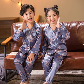 

Children's pajamas Autumn Winter Long Sleeve Children's Sleepwear Silk Pajamas Set Boys Gril Pyjamas Sets for Kids Nightwear Set