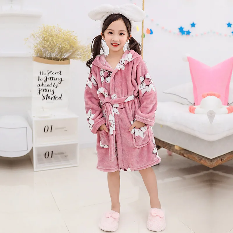 Cartoon Children Flannel Pajamas Boys Girls Robes Soft Thicken Hooded Bath Robes Long Sleeve Warm Lovely Child Home Clothing
