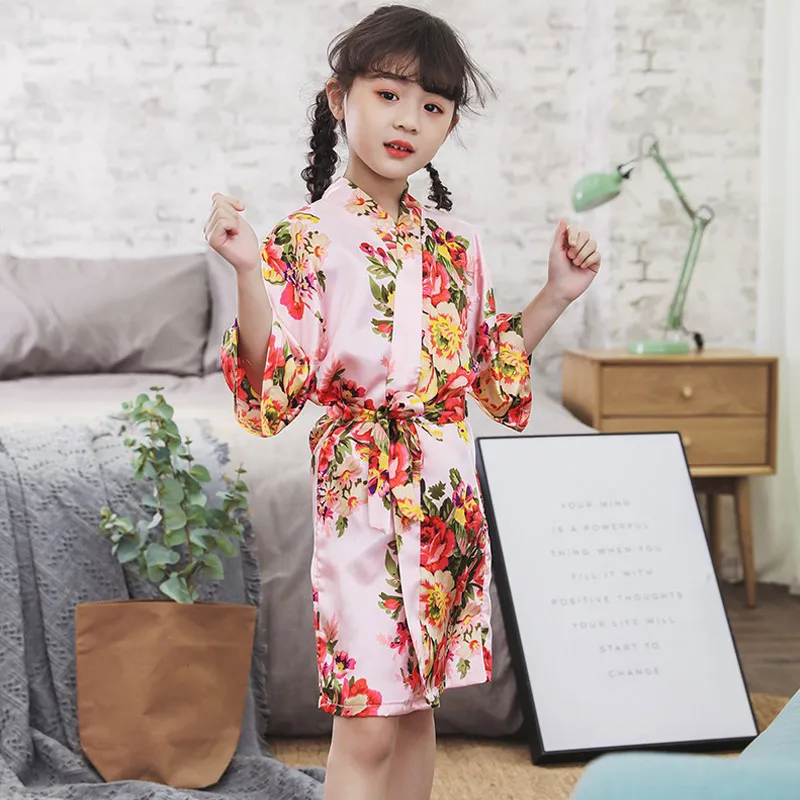 Розовый High Quality Kids Girls Print Bathrobe Thin Breathable Satin Smooth Night-robe with Belt for Summer - Цвет: Розовый