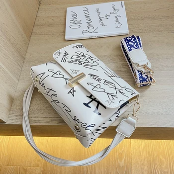 

NEW French Design Fashion Armpit Bag Handbag & Elegant Graffiti Square Bag Shoulder Bag Crossbody Bag Width 22cm Height 17cm