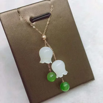 

18K gold-encrusted jade natural and Tianyu white jade magnolia necklace