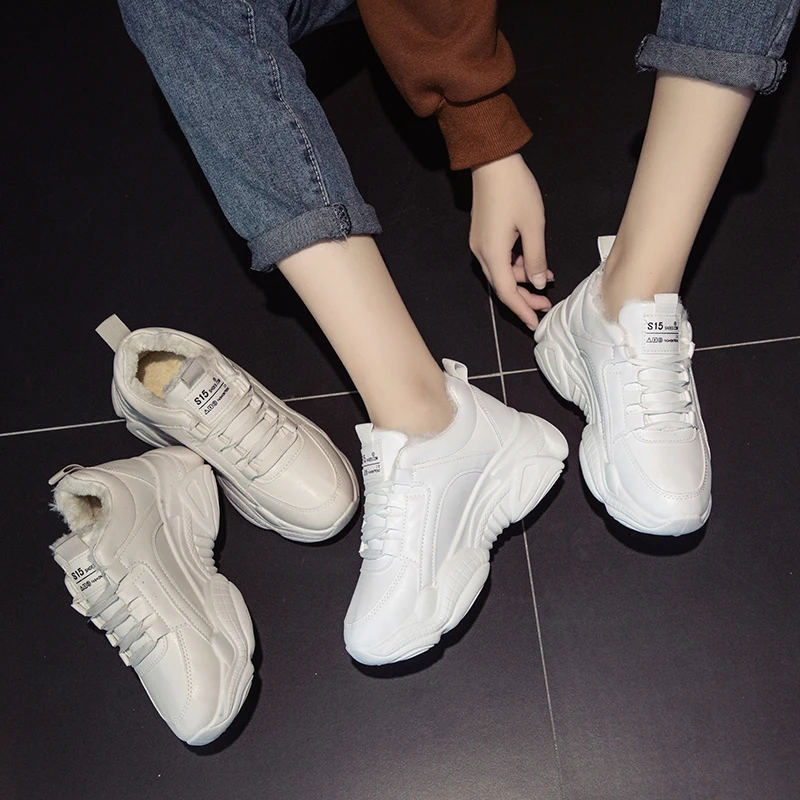 Модные белые кроссовки; Вулканизированная обувь для женщин; сетчатые ботинки; дышащая женская прогулочная обувь на платформе с высоким берцем