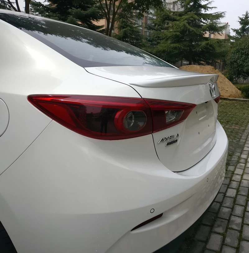 Автомобильный спойлер для Mazda 3 Axela цветной пластиковый на заднюю крышку 2014 2016 2017
