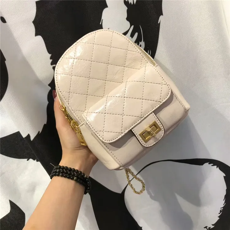 

2020 Small Xianglingge Mini Shoulders Backpack Chain Shoulder Strap Style Head Layer Oil Wax Cowhide
