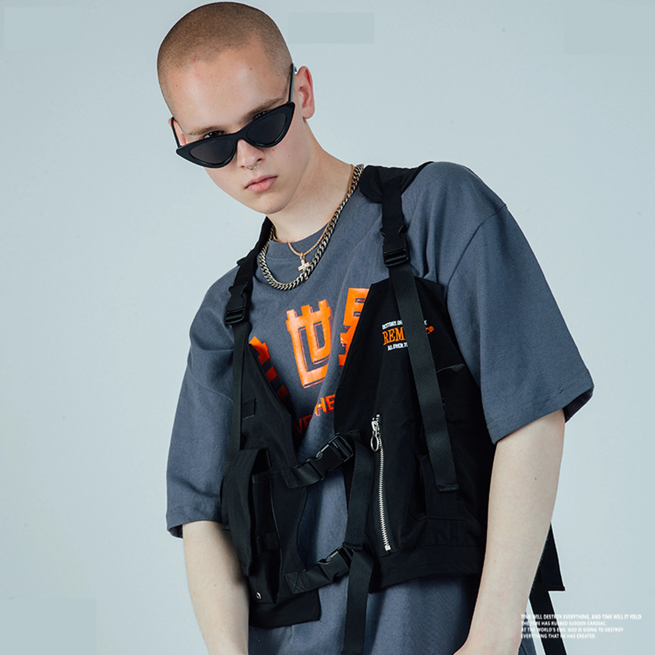 

Fashion Military Multiple Pockets Cargo Tactical Vest Hip Hop Vest Sleeveless Jacket Men's Vest Streetwear Sweatshirts Chest Rig