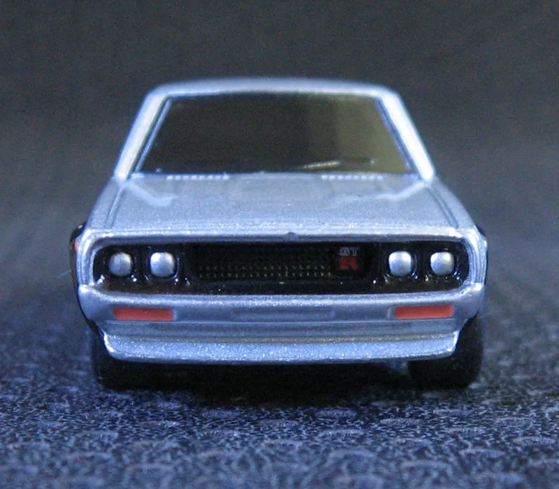 Кё шо OEM 1:64 Нисса an Skyline автомобиль из сплава KPGC110 игрушечный Бог войны второго