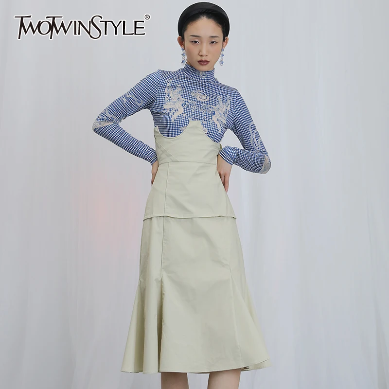 Платье на бретельках TWOTWINSTYLE летнее платье цвета хаки с высокой талией открытой