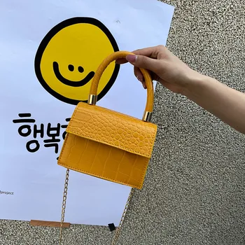

2020 new female bag small bag this year popular super fire summer texture diagonal Korean version of the mini