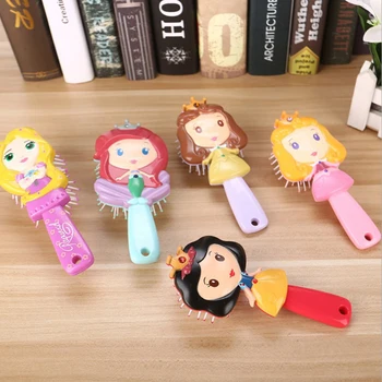 

Disney 1pcs Cartoon Magic Detangling Handle Anti-Static Hair Brush Comb Styling Tamer Tool Mickey Kids Baby Care 2019 New 1 PCS