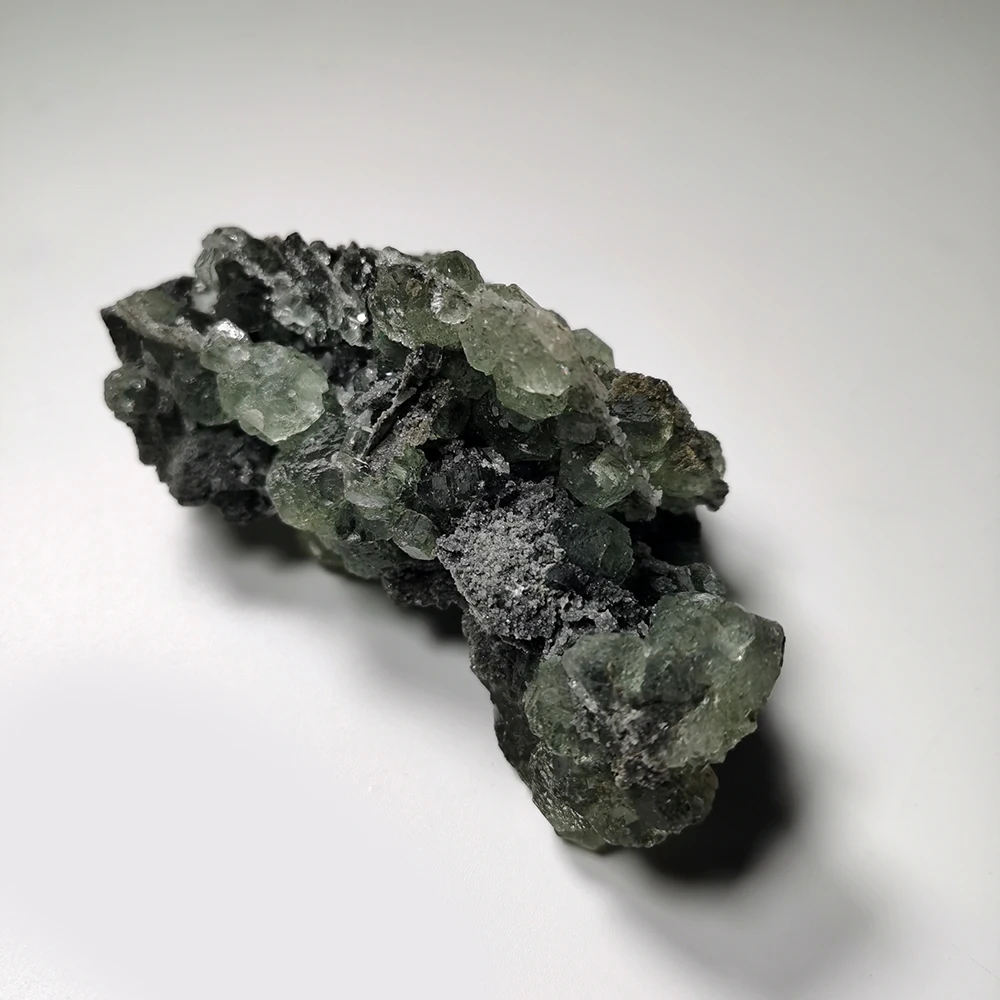 137 г натуральные камни и минералы зеленая флюоритовая, Хрустальная китайская G1-33 Хунань