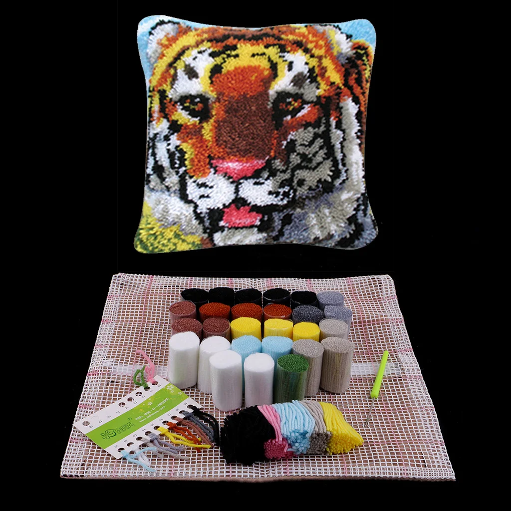 Wolf/Tiger/Giraffe Animal Pattern Latch Hook Kit DIY Pillowcase Making Package Pillow Latch Hook Rug Handmade Needlework Supply