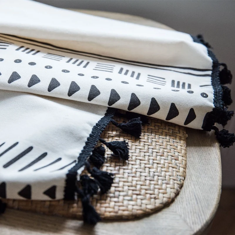 12050873280_852772111