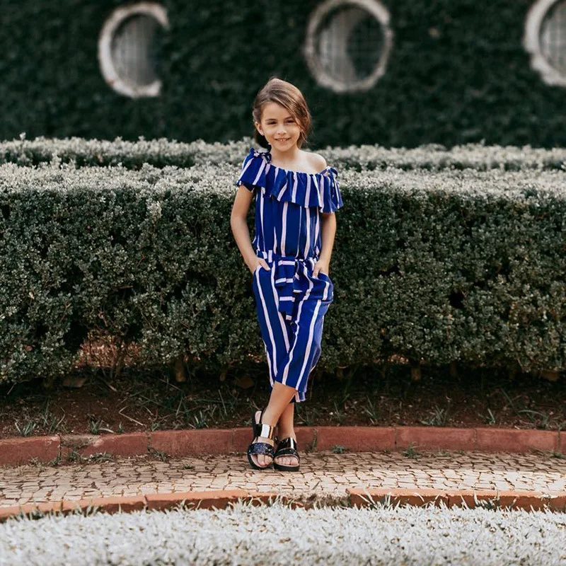 Одинаковая одежда для мамы и дочки; Семейный комплект; комбинезон с короткими рукавами; одежда в полоску для женщин и маленьких девочек; комбинезоны; Семейные костюмы