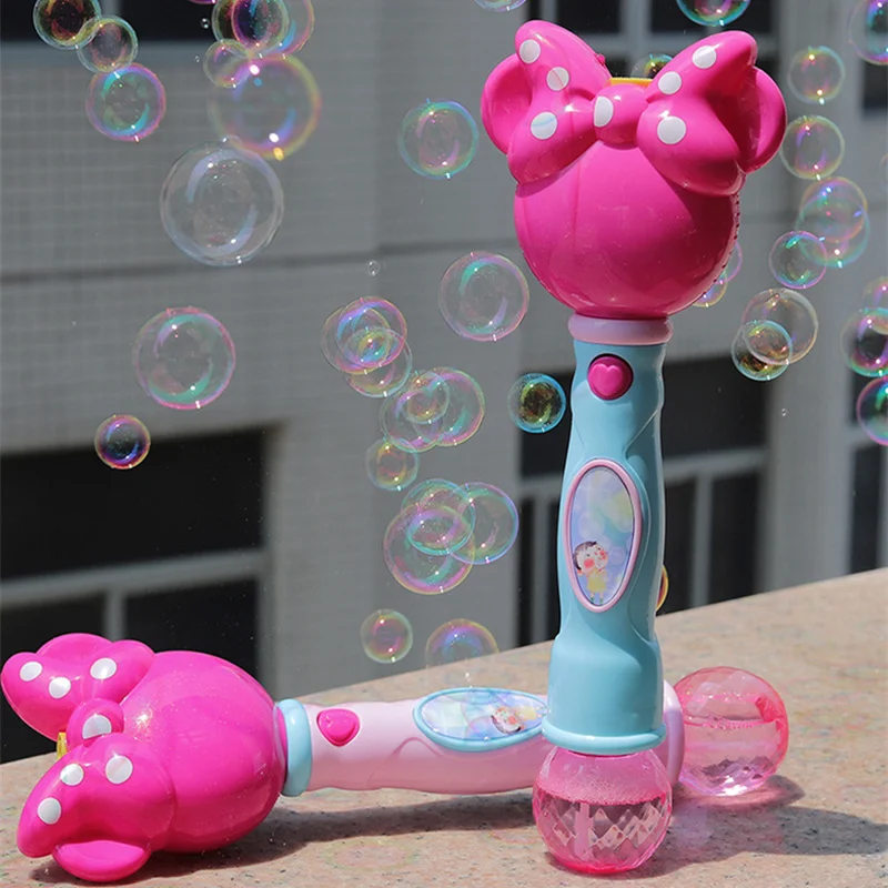 11037323345_541519675