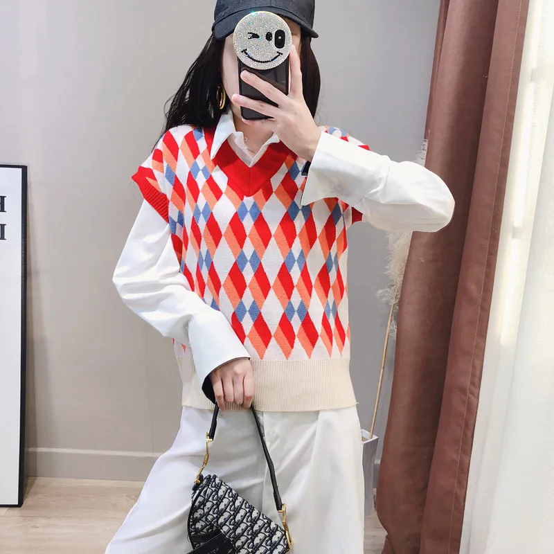 

Zhang Beibei Early Autumn Korean-style Online Celebrity Contrast Color Sweater Women's Loose-Fit Outer Wear Sleeveless Rhombus V