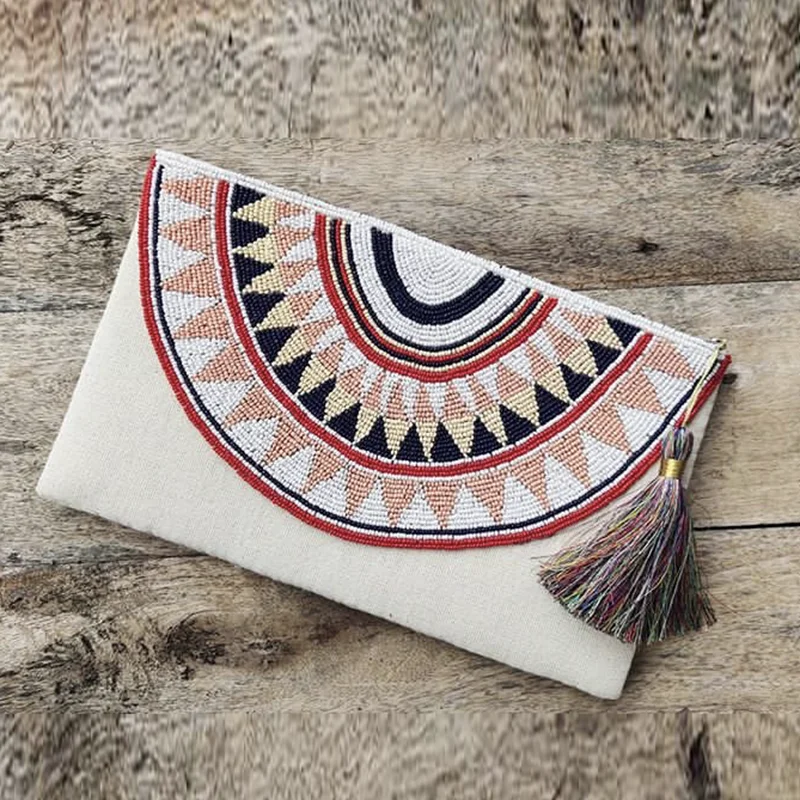 

DOYUTIG Bohemia Style Envelope Wedding Bag For Women High Quality Women's Handmade Beaded Clutches Lady Party Crossbody Bag F796