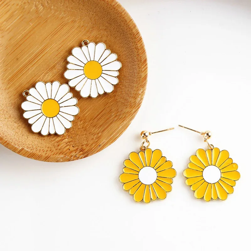 

ApeUr 10PCS Enamel Daisy Charms Flower Alloy Pendant Jewelry Making Earrings Bracelet Floating Accessory Wholesale