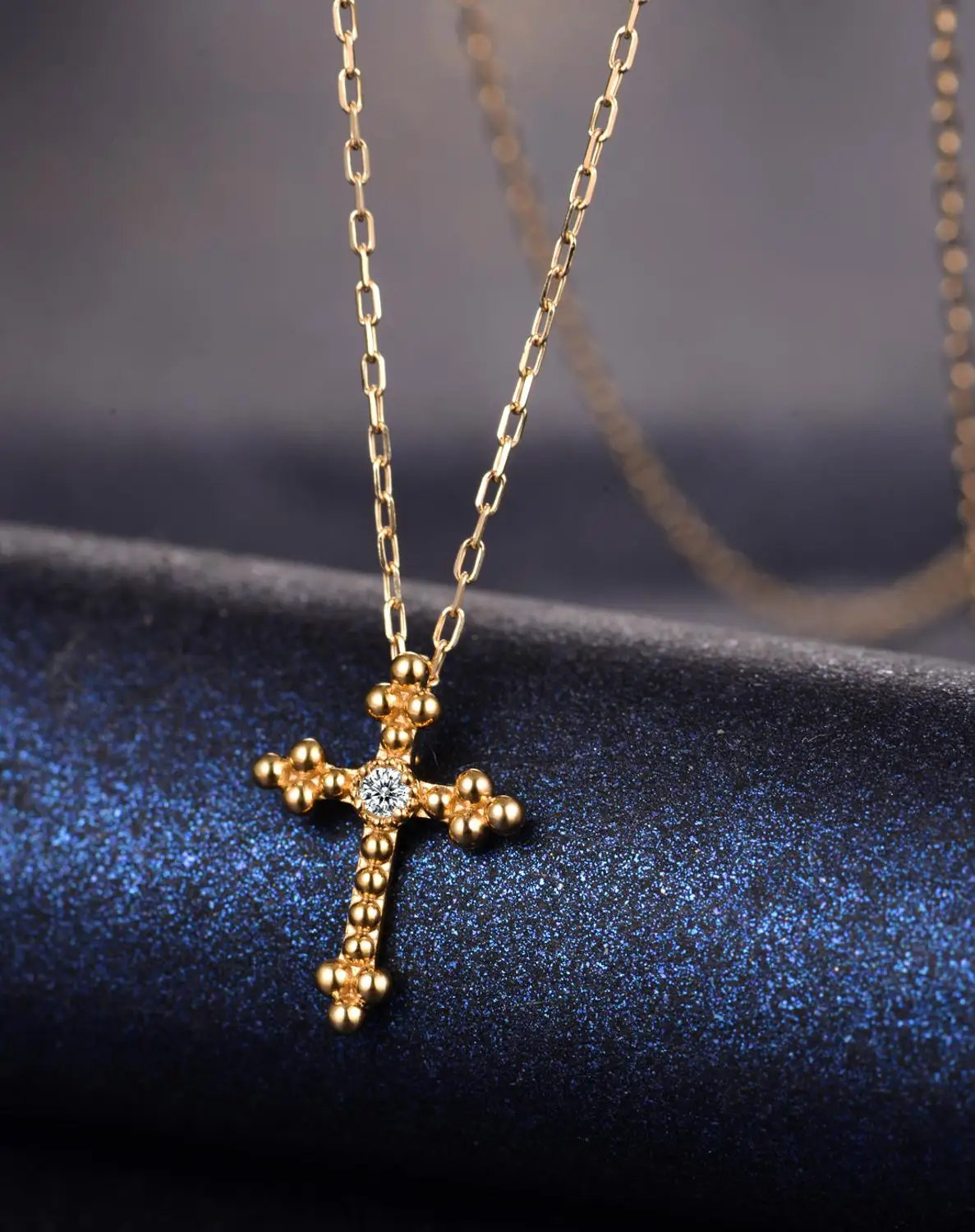 ZOCAI 9K Gold Cross Diamond Necklace 