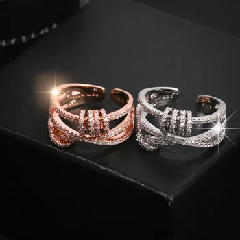 

Men's personalized version of the new paragraph with the same style simple personalitytexture ensional rotating ring couple