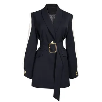 

Loose Fit Black Spliced Hit Color Belt Jacket New Lapel Long Sleeve Women Coat Fashion Tide Autumn Winter 2020