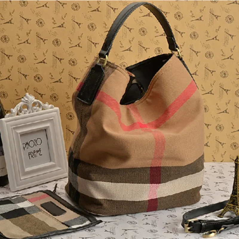 

Europe and the United States new Joker Plaid canvas ladies classic bucket bag practical shoulder bag bag handbag women bag