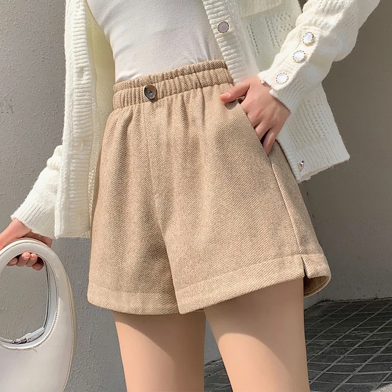 

Шорты женские зимние с карманами, эластичные, с высокой талией, размера плюс