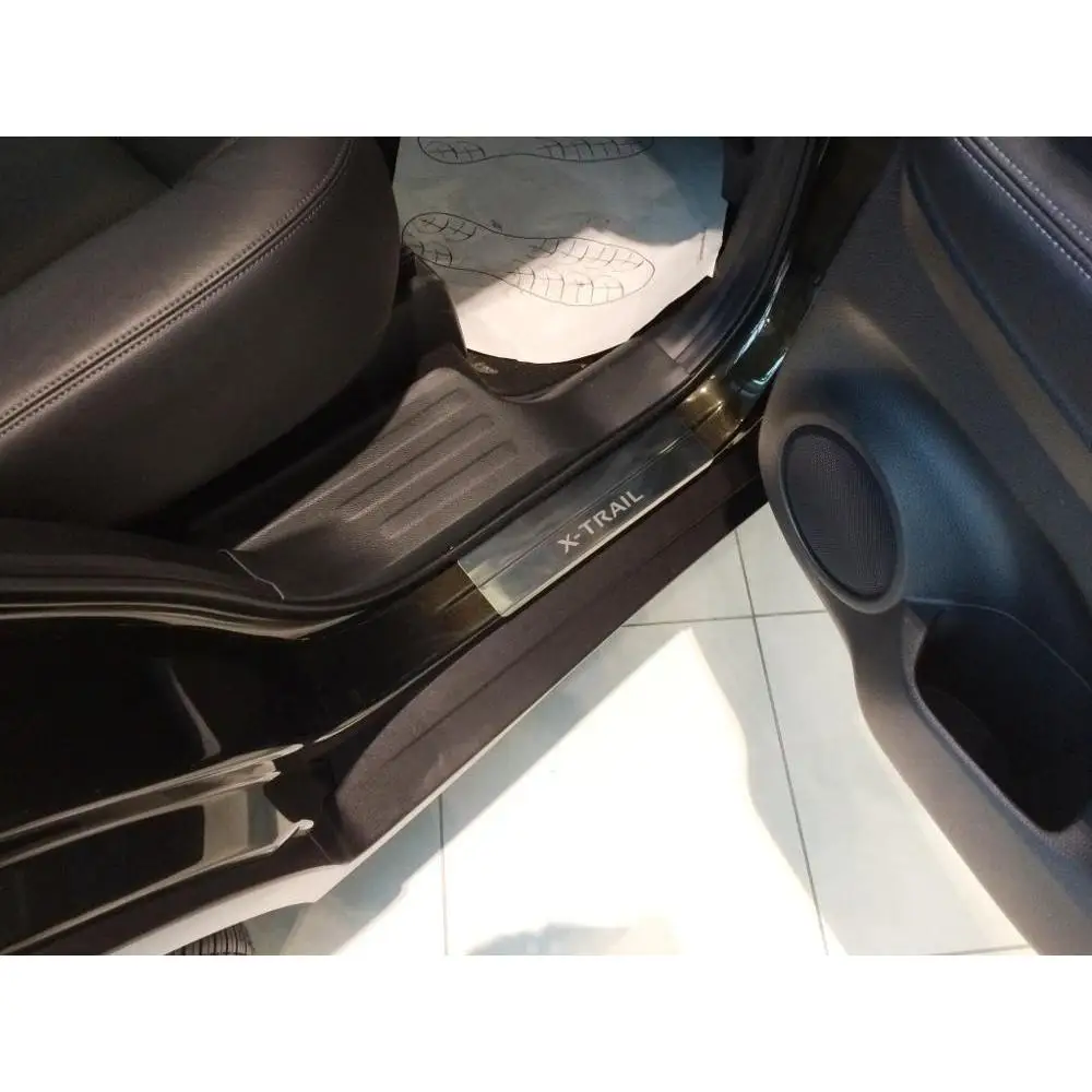 Накладки на пороги нержавеющая сталь Ниссан X-Trail T32->(комплект 4шт