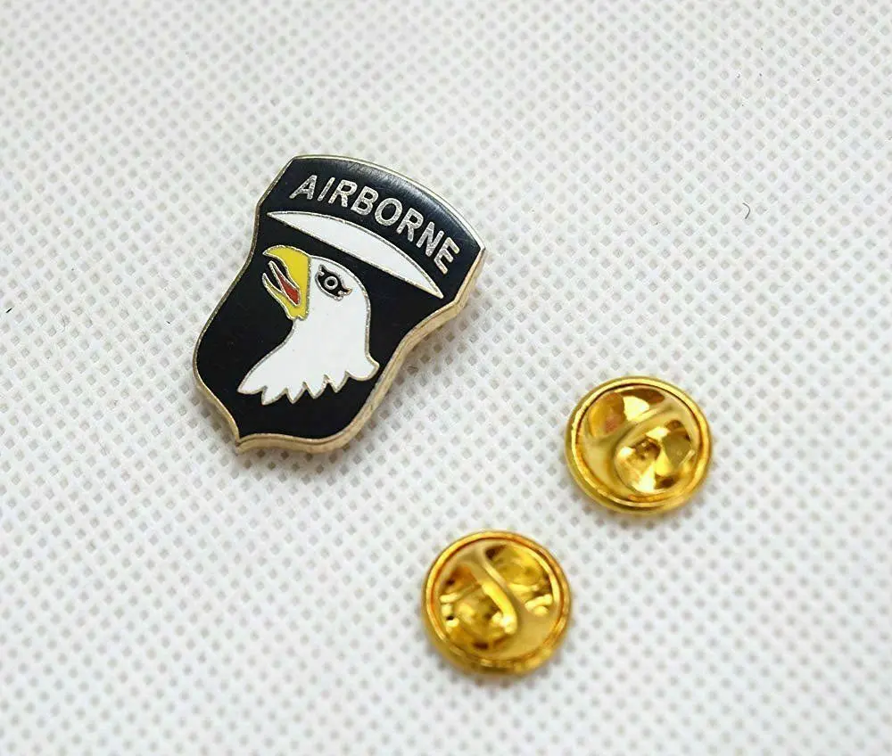 Американская армия 101ST воздушно-качающаяся мини-рубашка значок на лацкан