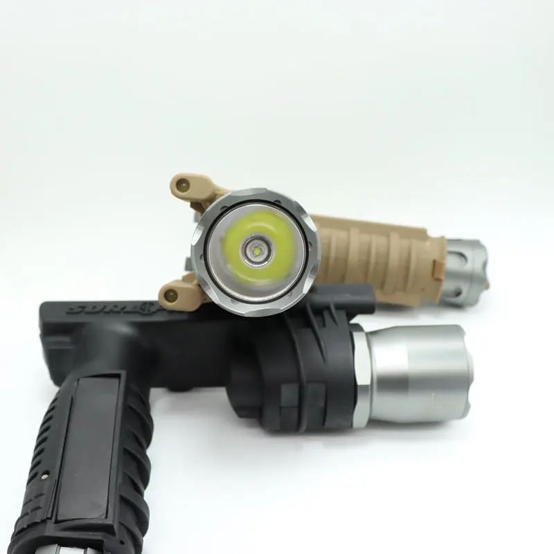 US $53.67 Element Surefir Tactical Flashlight Rifle Airsoft Light Softail Scout light M910A VERTICAL FOREGRIP WEAPONLIGHT Gun lanterna