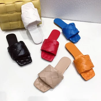 

Sandals Women Flat Designer Weave Slippers Square Toe Sandals Red Flats Slippers Fashion Beach Sandals Casual Ladies Slippers