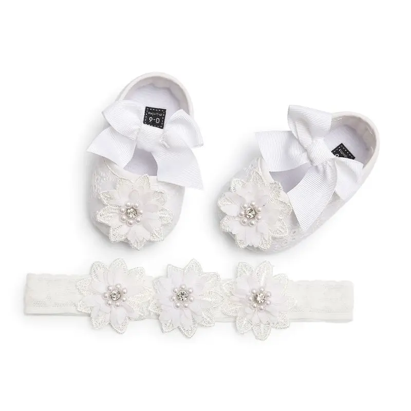Демисезонный для новорожденных, малышей, девочек обувь, хлопковая ткань милое кружевное платье с цветочным рисунком с ленточками и жемчугом, обувь для принцессы с бантом+ повязка на голову с цветочным узором - Цвет: Белый