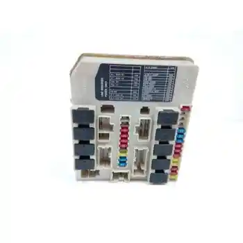 

24382AX001 CASE RELAYS/FUSES NISSAN MICRA (K12E)