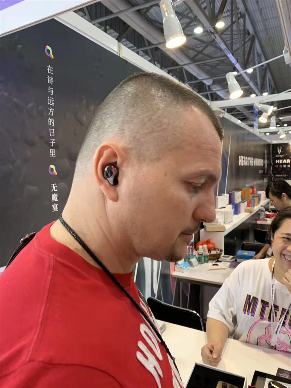 TWS Bluetooth 5,0 беспроводная гарнитура для наушников HiFi спортивные наушники микрофон с быстрой зарядкой чехол