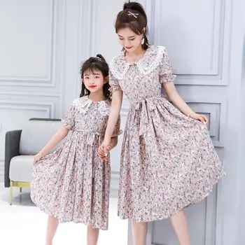 

Twinning Dress Bohe Lace Mother Daughter Dresses Floral Mommy Girls Home Dress 2020 Family Look Match Outfits Beach Wear