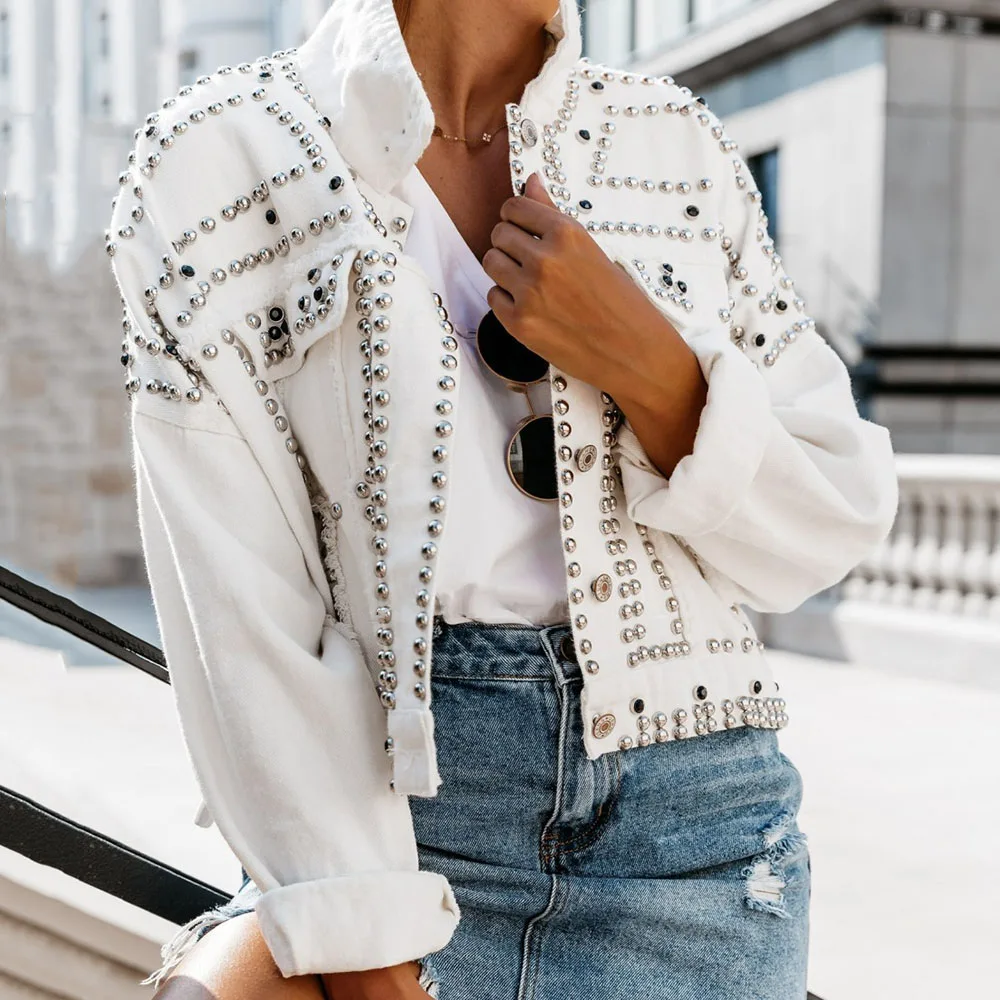 Женские однобортные куртки с заклепками и отворотами на осень зиму 2019| |