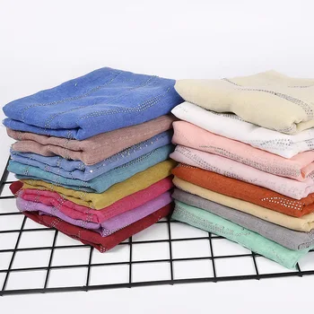 

2020 New Style Muslim Lady Hijab Malaysia Headscarf Women Long Scarf Turban Shawl Headscarves Sequin Hot Drilling Islam Clothing