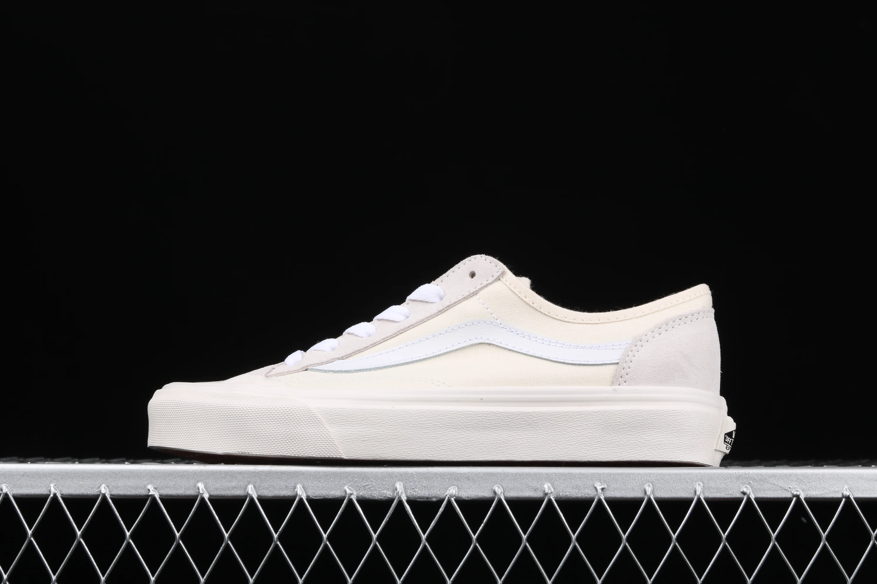 Оригинальные мужские и женские туфли VANS; классические парусиновые туфли в стиле ретро; Белые Повседневные туфли для катания на коньках; коллекция года; VNOA3MVLQC5
