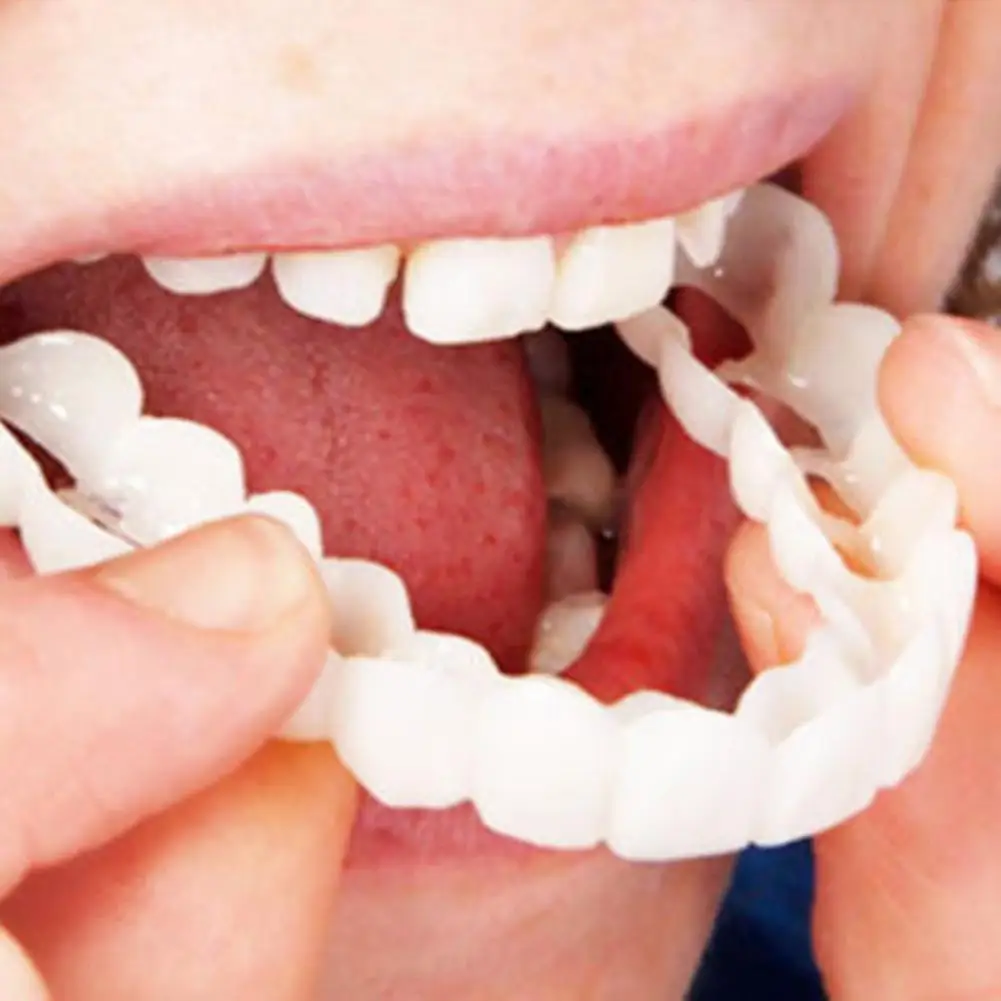 

2Pcs/Set Comfort White Fake Teeth Cover Fit Upper & Lower Silicone Teeth Whitening Denture Braces with Toothbrush Tooth