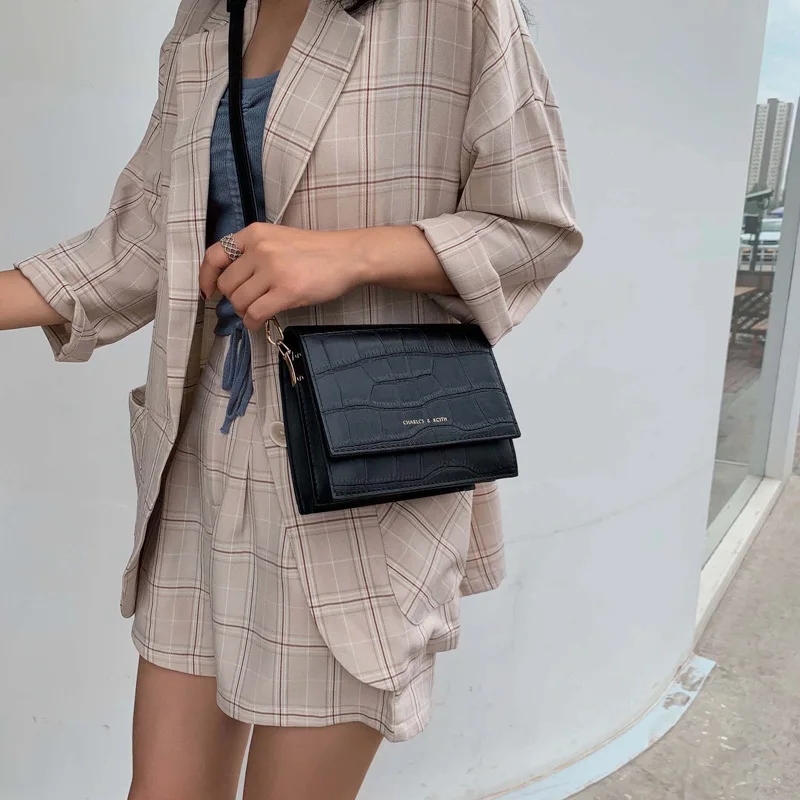  Simple and versatile women's crocodile pattern fashion design cover bag bag sweet solid color multi - 4000045795475